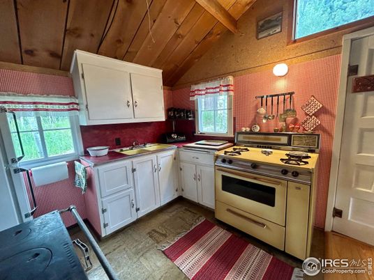 Interior, Kitchen, Wooden Beams, Wooden Ceilings