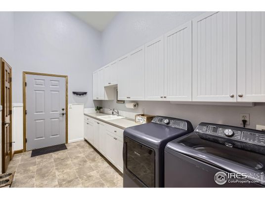 Interior, Washer