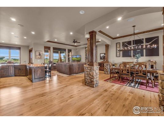 Dining room, Interior, Living room, Pendant Lights, Recessed Lighting, Wood Texture Flooring