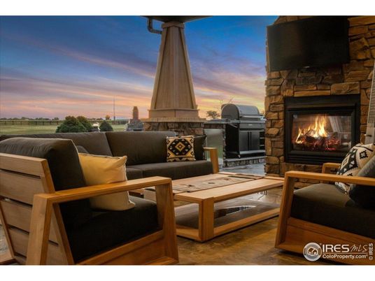 Exterior, Fireplace