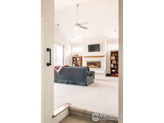 Fireplace, Interior, Recessed Lighting