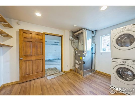 Interior, Recessed Lighting, Utility Closets, Washer, Wood Texture Flooring