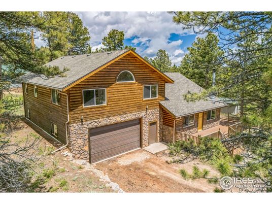 Attached, Exterior, Facade, Log Home