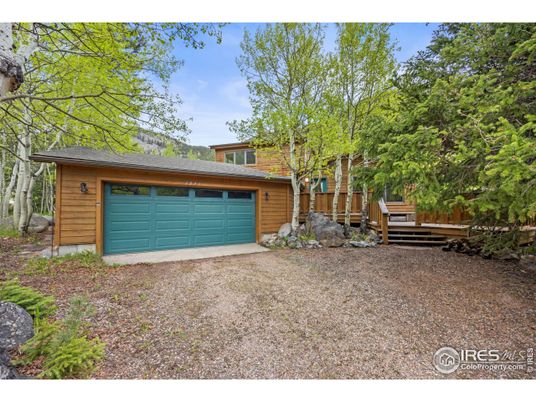 Detached Garage, Exterior