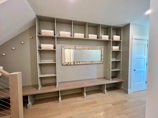 Interior, Recessed Lighting, Wood Texture Flooring