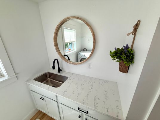 Interior, Washer, Wood Texture Flooring