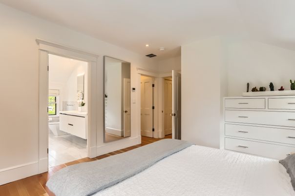 Bathroom, Bedroom, Interior, Recessed Lighting, Wood Texture Flooring