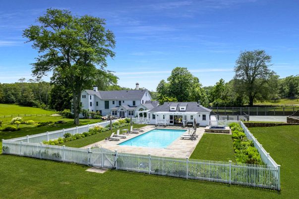 Exterior, Pool, Solar Panels