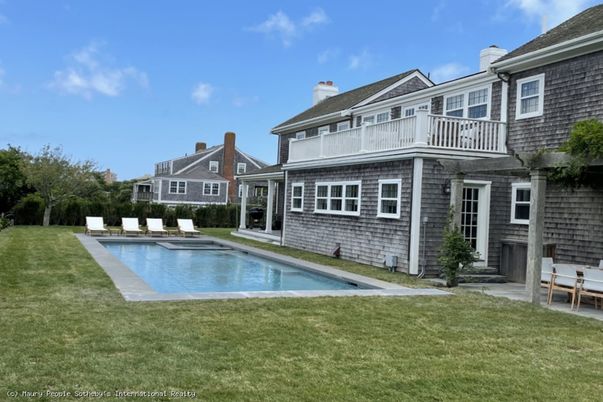 Backyard, Exterior, Pool