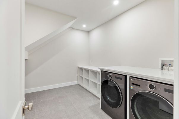 Interior, Recessed Lighting, Washer
