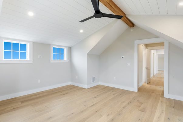 Empty room, Interior, Recessed Lighting, Wooden Beams, Wood Texture Flooring