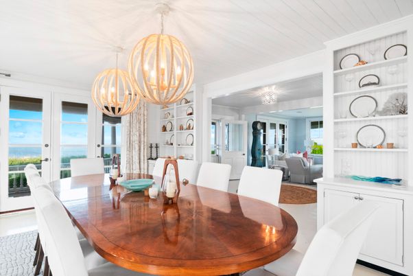 Chandelier, Dining room, Interior, Living room