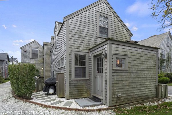 Exterior, Facade, None