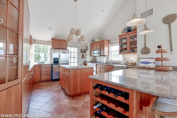 Interior, Kitchen, Pendant Lights, Stainless Steel Appliances