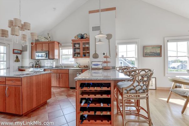 Interior, Kitchen, Pendant Lights, Wood Texture Flooring