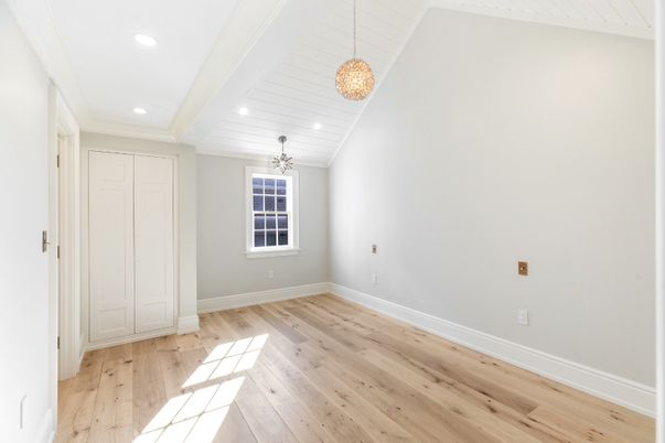 Empty room, Interior, Pendant Lights, Recessed Lighting, Wood Texture Flooring