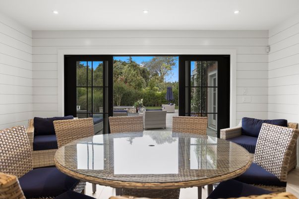 Dining room, Interior, Recessed Lighting