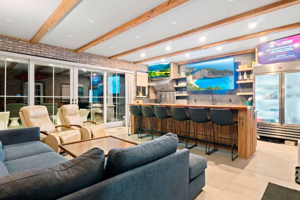 Interior, Kitchen, Living room, Recessed Lighting, Wooden Beams