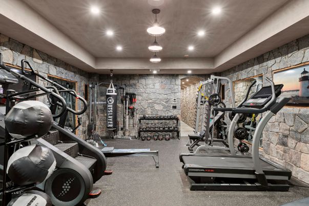 Fitness Equipment, Interior, Recessed Lighting, Stone Walls