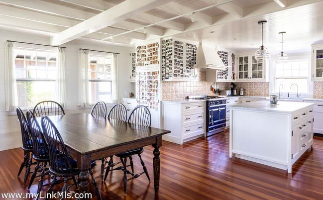 Dining room, Interior, Kitchen, Pendant Lights, Wood Texture Flooring