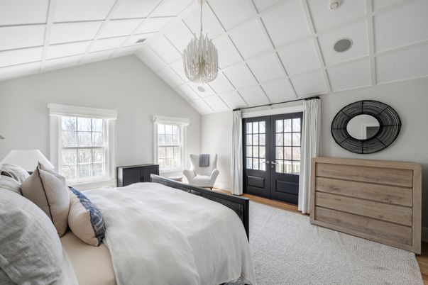 Bedroom, Interior, Pendant Lights