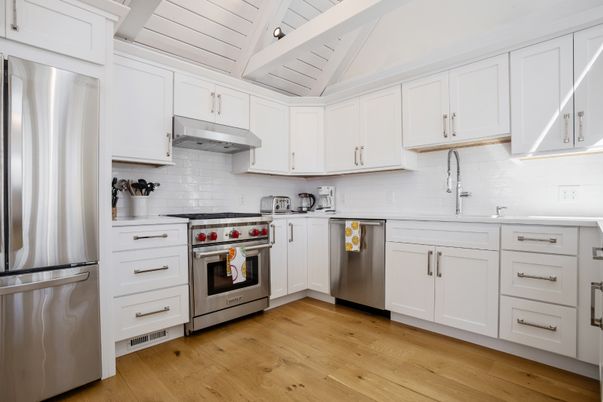 Interior, Kitchen, Stainless Steel Appliances, Wood Texture Flooring
