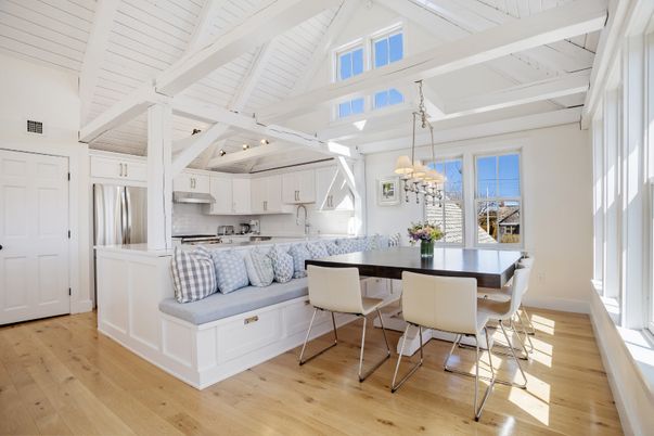 Chandelier, Dining room, Interior, Kitchen, Stainless Steel Appliances, Wood Texture Flooring