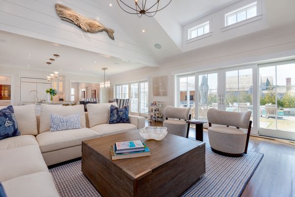 Chandelier, Interior, Kitchen, Living room, Pendant Lights, Recessed Lighting, Wood Texture Flooring