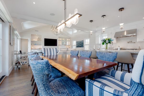 Dining room, Interior, Kitchen, Living room, Pendant Lights, Recessed Lighting, Stainless Steel Appliances, Wood Texture Flooring