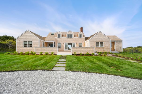 Backyard, Exterior, Facade, French Provincial