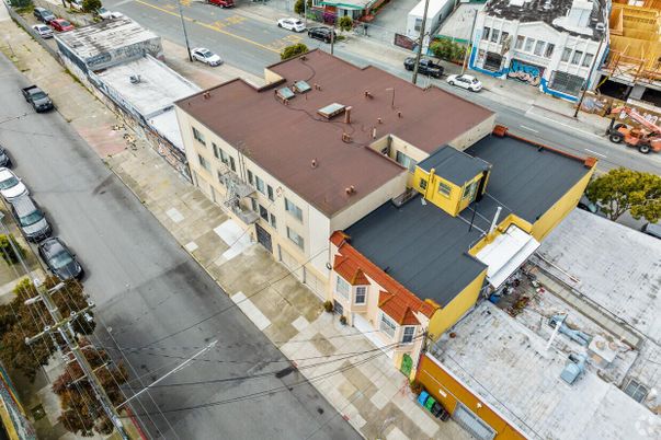 Exterior, Drone