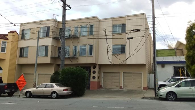Attached, Exterior, Facade, Rowhouse