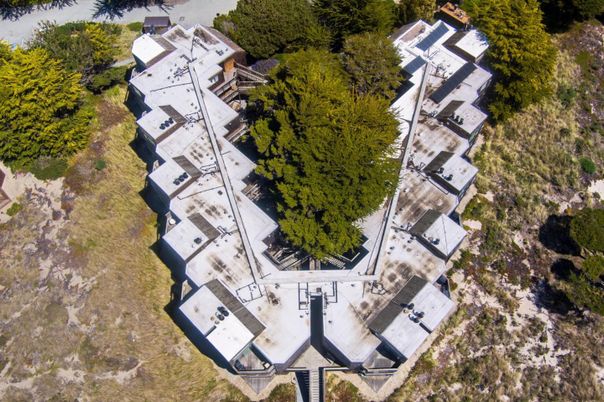 Exterior, Drone