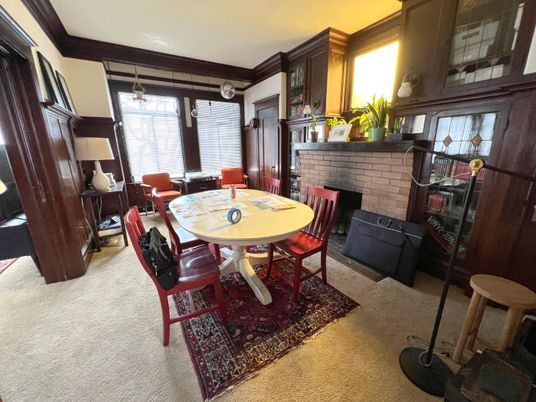 Dining room, Fireplace, Interior