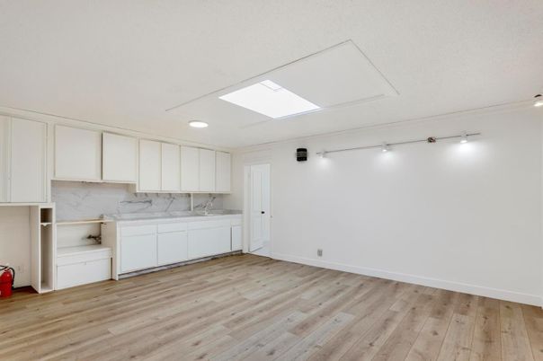 Interior, Kitchen, Marble Walls, Recessed Lighting, Wood Texture Flooring