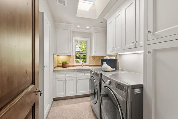 Interior, Recessed Lighting, Washer