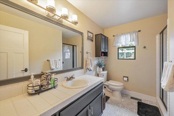 Bathroom, Interior, Tile Countertops