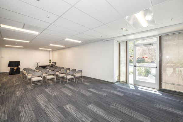 Dining room, Interior, Recessed Lighting