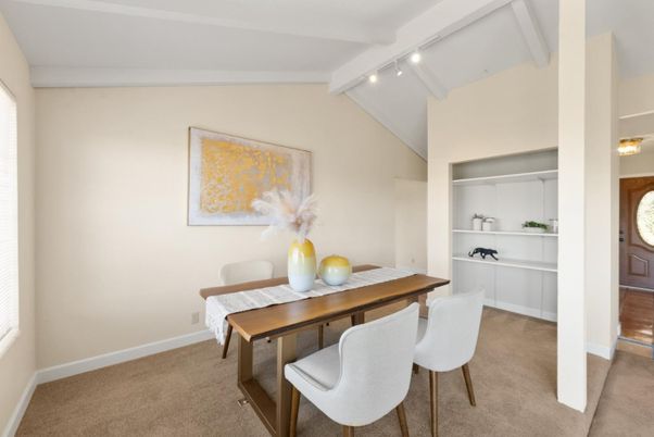 Dining room, Interior