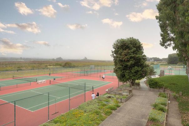 Exterior, Tennis Courts