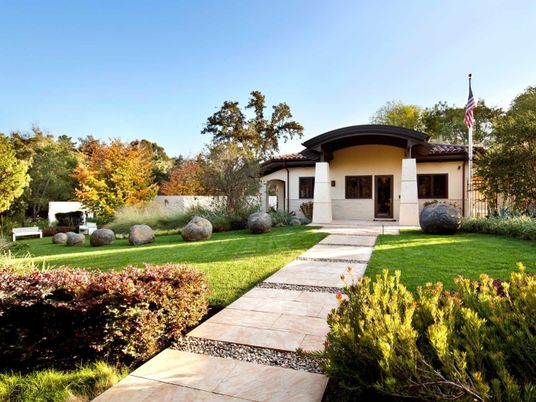 Backyard, Exterior, Facade, Mediterranean