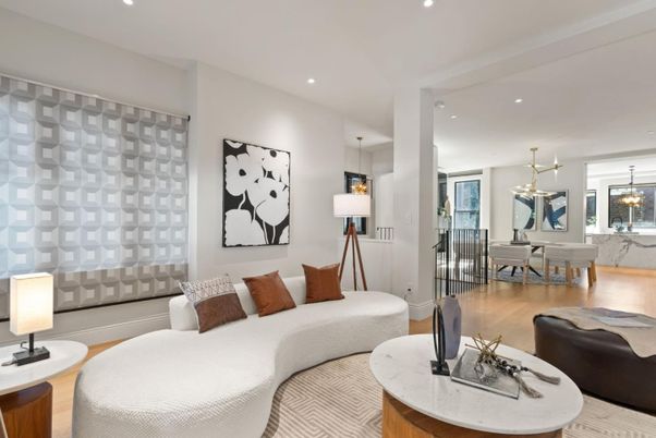 Dining room, Interior, Living room, Pendant Lights, Recessed Lighting, Wood Texture Flooring