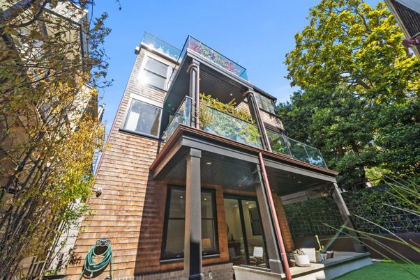 Exterior, Facade, A Frame