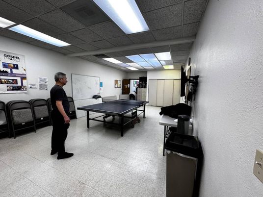 Game Room, Interior