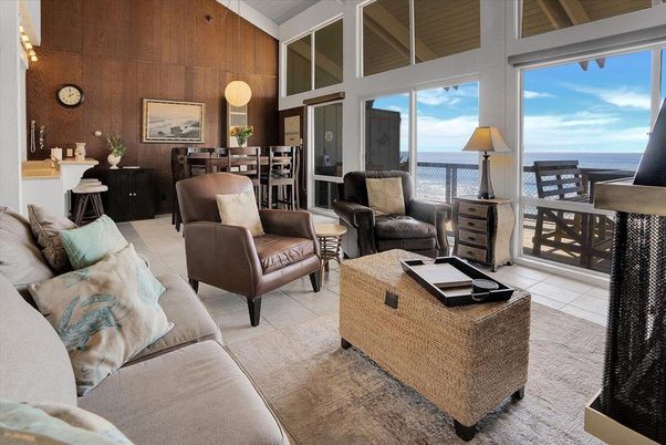 Dining room, Interior, Living room, Pendant Lights, Water, Wooden Walls