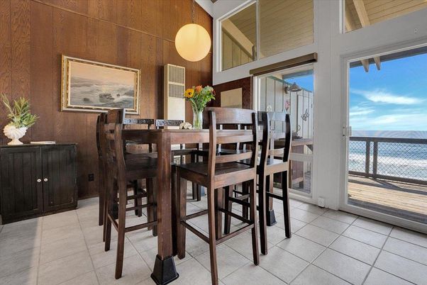 Dining room, Interior, Pendant Lights, Wooden Walls
