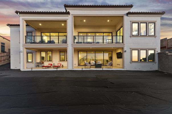 Exterior, Facade, Mediterranean
