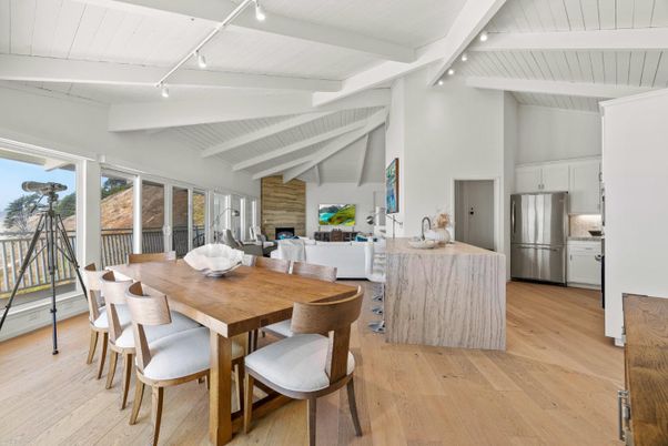Dining room, Interior, Kitchen, Living room, Stainless Steel Appliances, Wood Texture Flooring