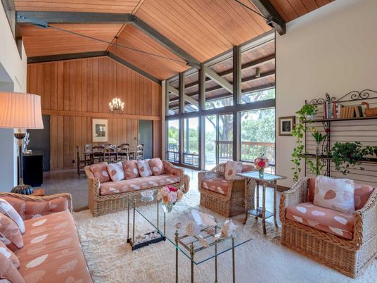 Dining room, Interior, Living room, Wooden Beams, Wooden Ceilings