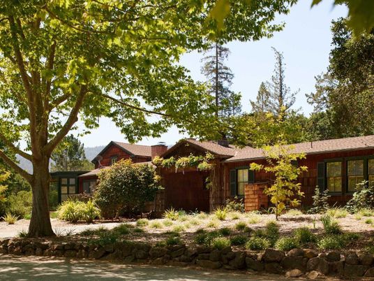 Backyard, Exterior, Facade, Log Home